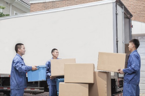 Packing supplies suited to Islington flats and narrow stair access